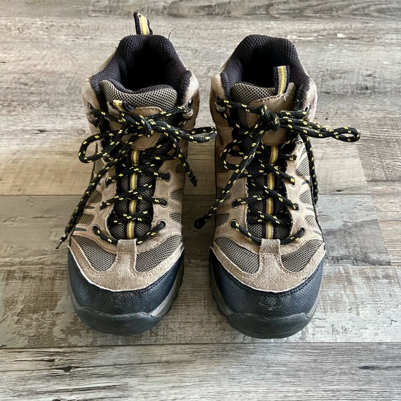 BearPaw Brown Leather Hiking Outdoor Camping Boots Boy's 3 - Picture 3 of 6